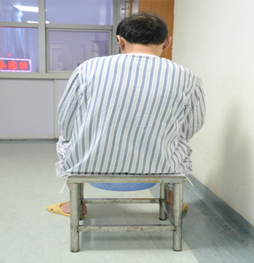 肛腸、肛周術(shù)后康復(fù)治療儀器設(shè)備，用康興激光坐浴機(jī)KX-2000A-康興官網(wǎng)