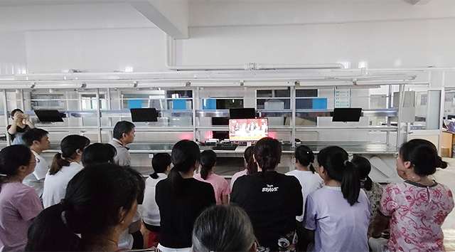 生產(chǎn)部、愛國教育、集中觀看-康興醫(yī)療器械官網(wǎng)